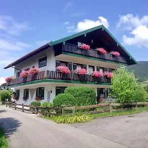 Bergblick Gasthuis Ruhpolding